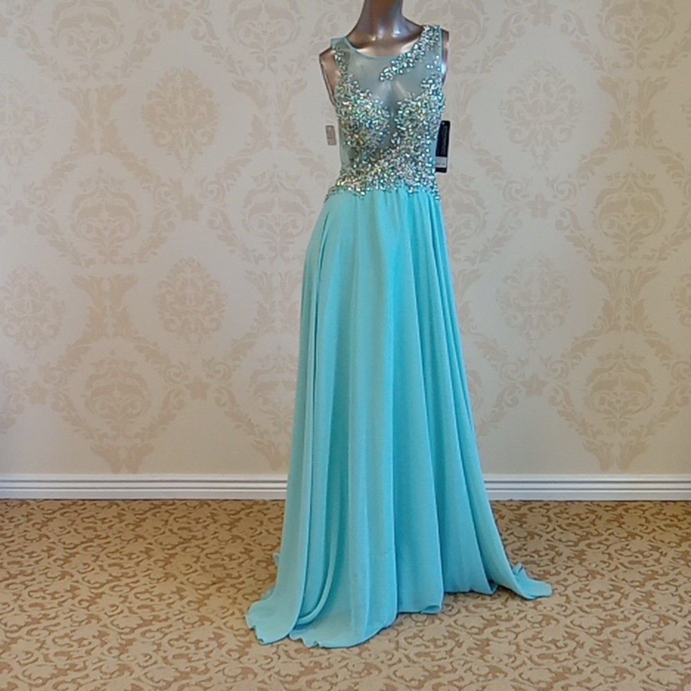 Nwt Bicici & Coty prom dress size small